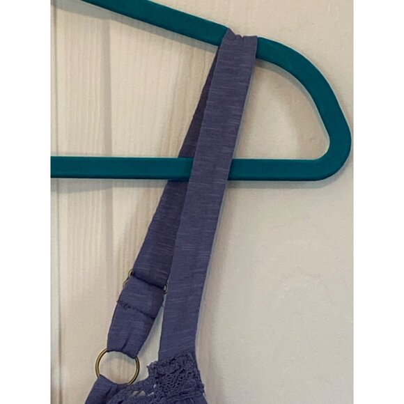 Blue Crochet Lace Detail Sleeveless Top With Adjustable Straps By Rewind - Women - Picture 4 of 13